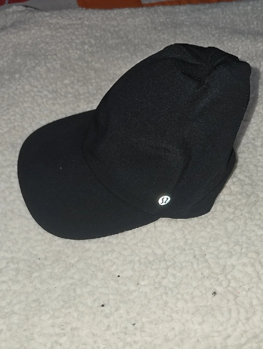 Lululemon Womens Black Nwots Black Active Cap!! O/S, Great Condition